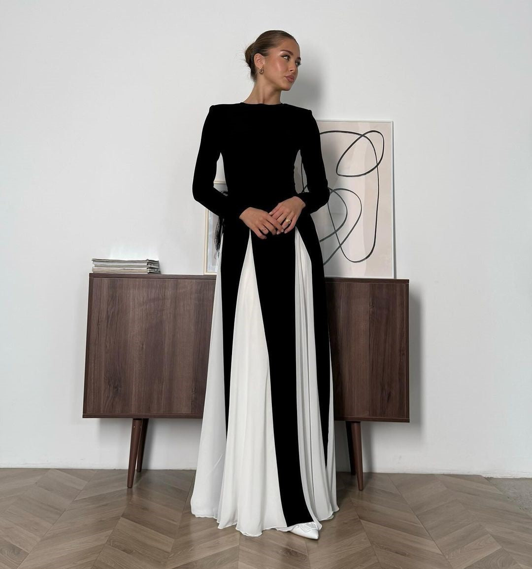 Eliza - Elegancka sukienka na ramiączkach