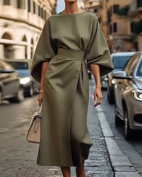 Victoria - Elegancka sukienka z rękawami
