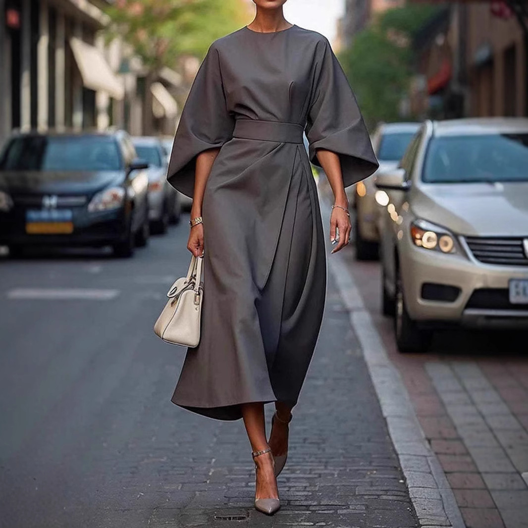 Victoria - Elegancka sukienka z rękawami