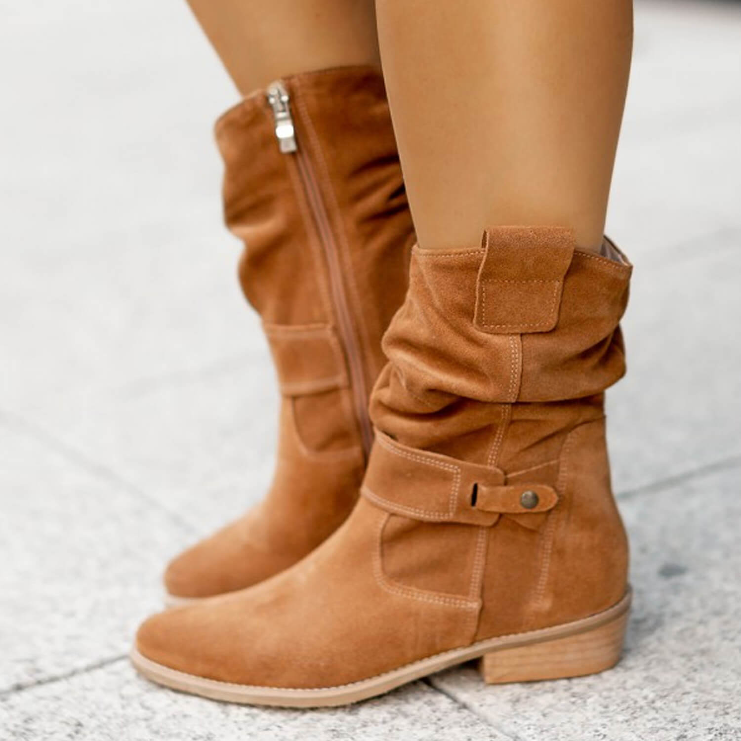 Buty z miękkiej zamszowej skóry
