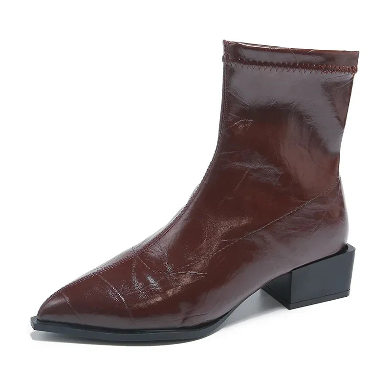 Buty z szerokim czubkiem