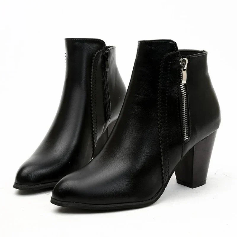 Buty retro z grubym obcasem