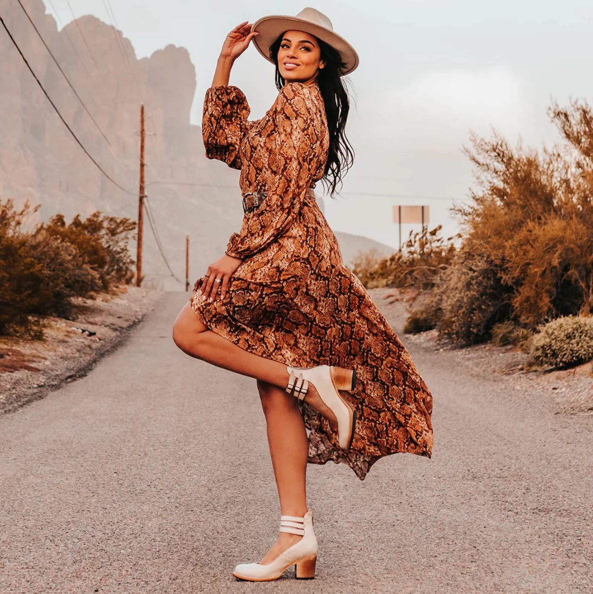 Lina - Klasyczne szpilki w stylu vintage