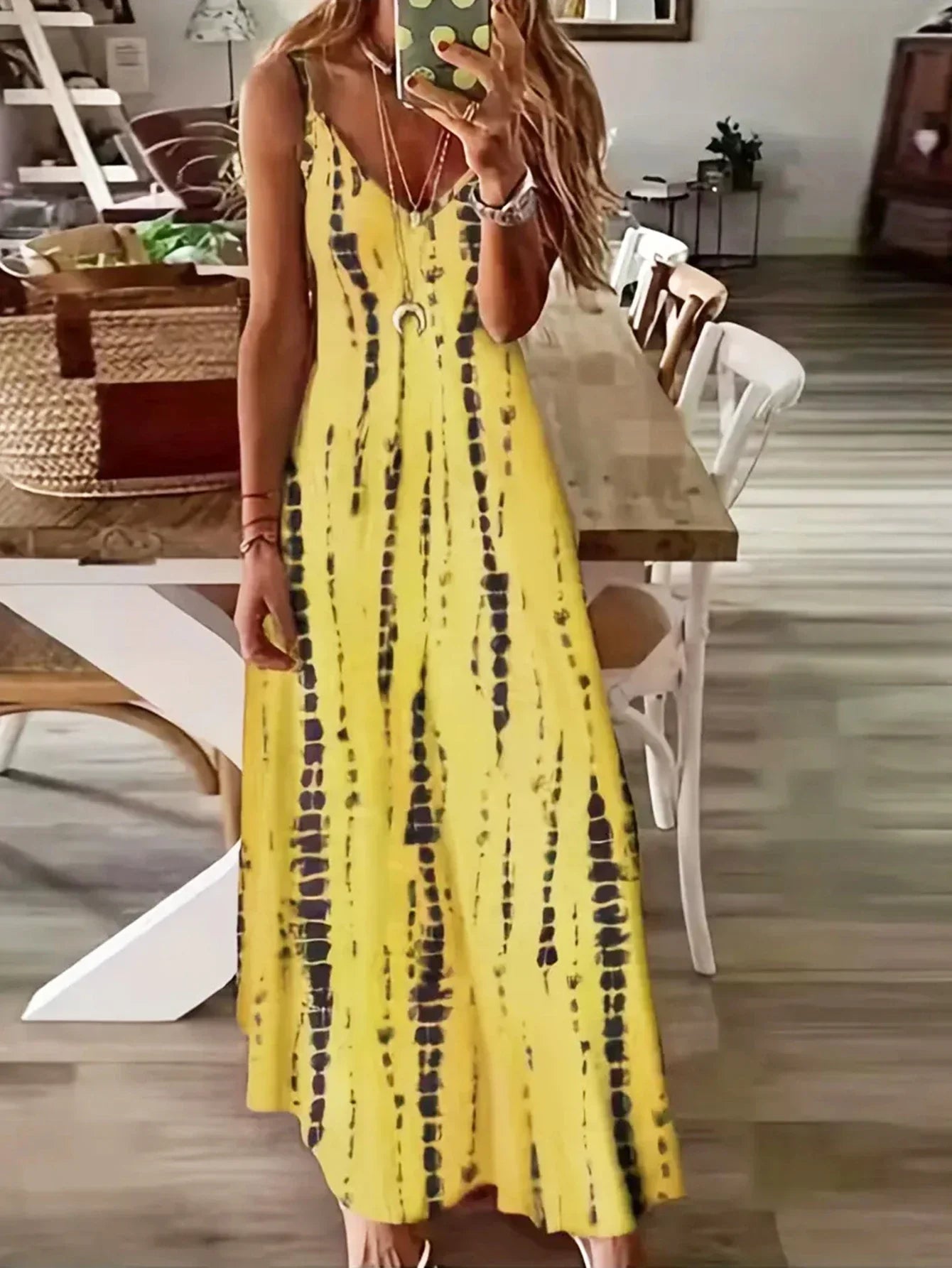 Seren - Damska sukienka maxi z dekoltem w serek i efektem tie-dye