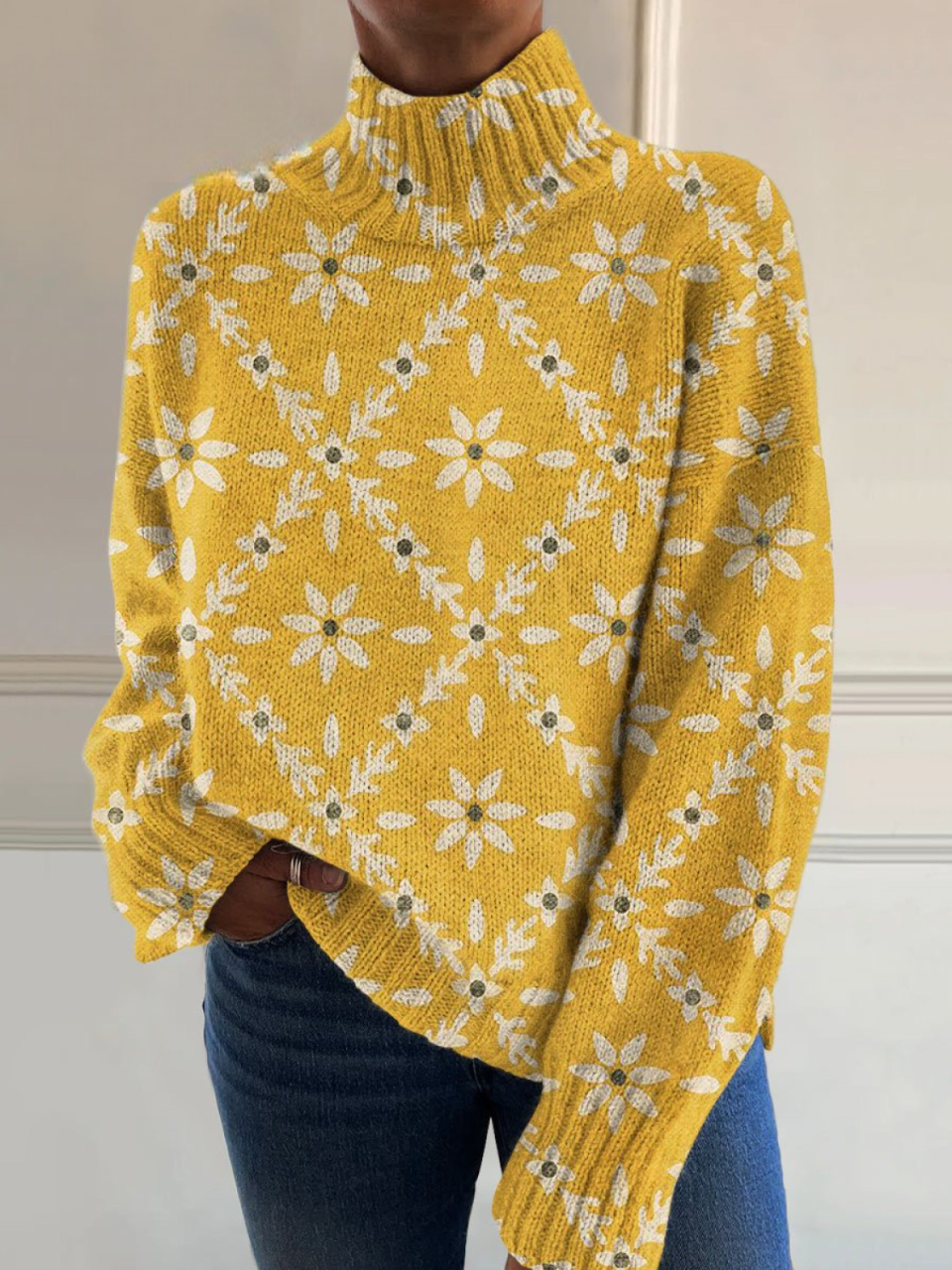 Sweter z golfem w stylu retro, z kolorowymi blokami i kwiatowym wzorem