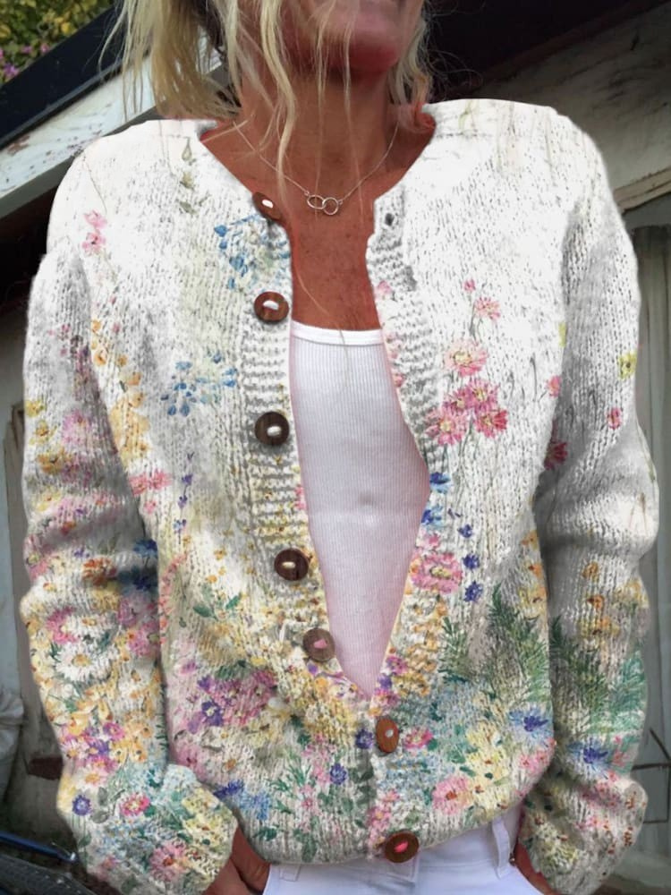 Sweter z guzikami i nadrukiem kwiatowym w stylu vintage