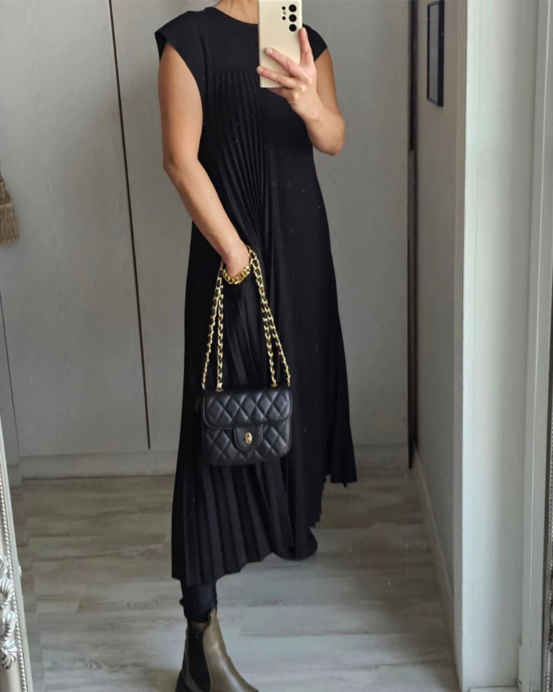 Sorrel - Elegancka sukienka maxi z plisami i splotem