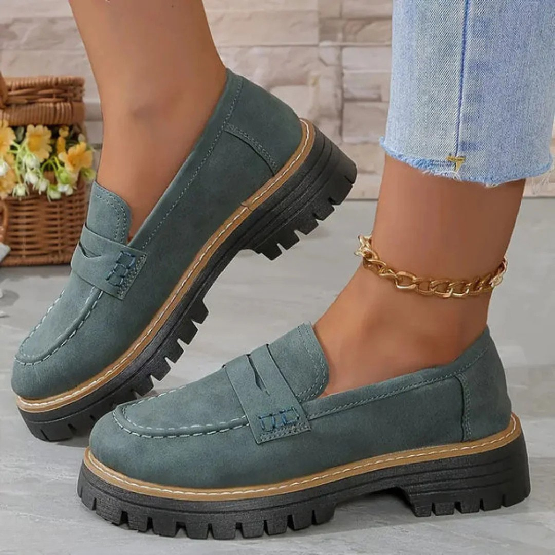 Chaye - Matowe buty w brytyjskim stylu