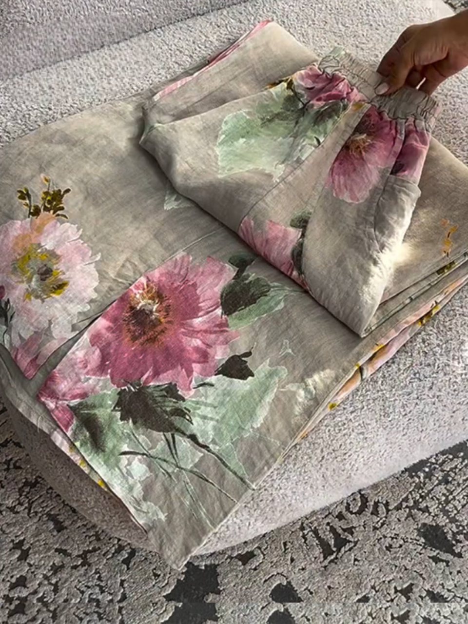 Damskie spodnie z bawełny i lnu w kwiatowy wzór w stylu vintage
