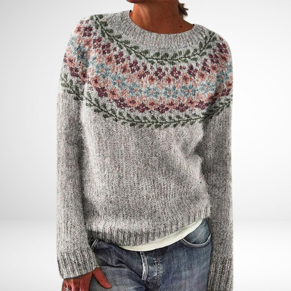 Vivian - Fashionable Pullover Sweater
