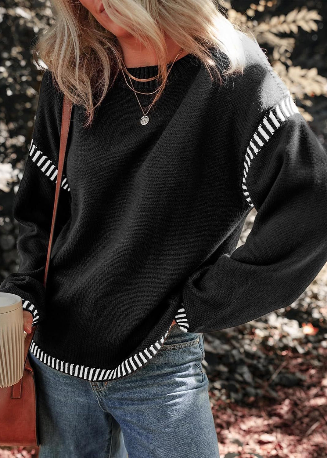 Marisa - Elegancki sweter z kontrastowymi elementami