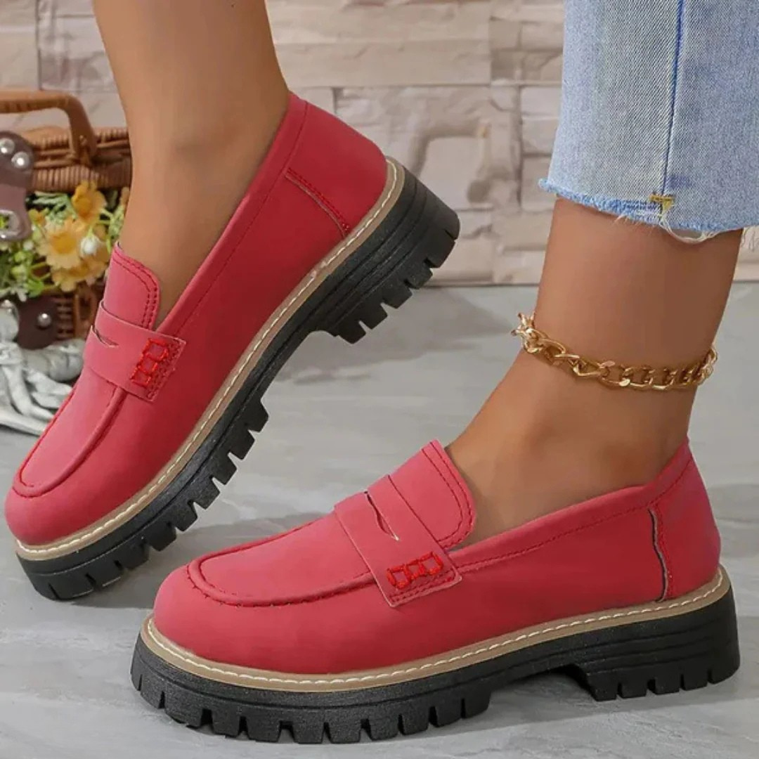 Chaye - Matowe buty w brytyjskim stylu