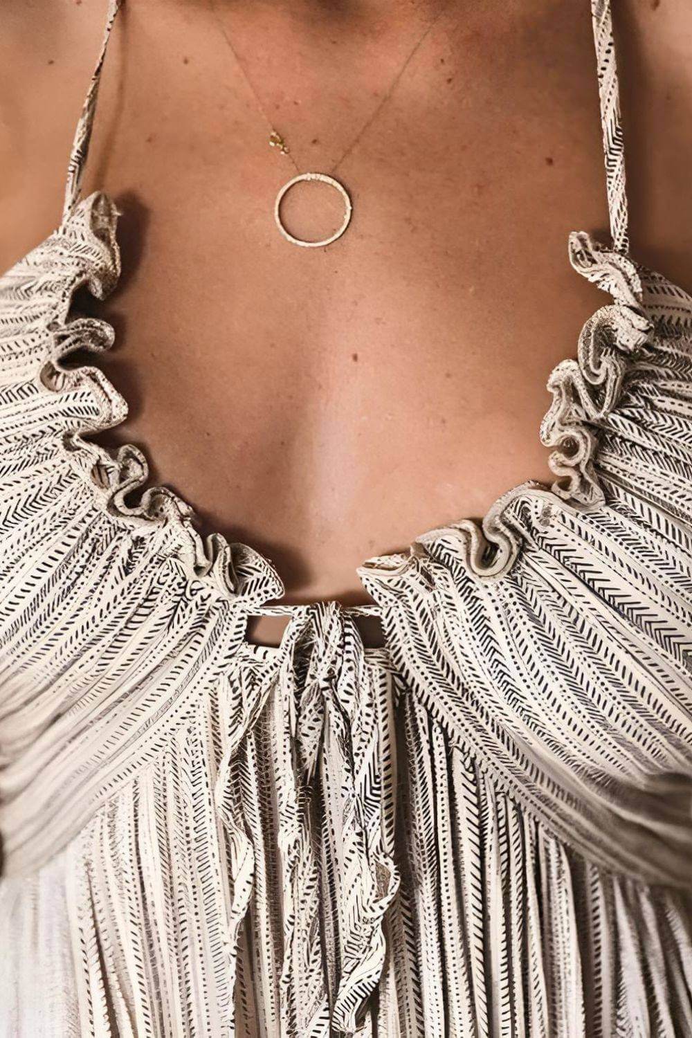 Lanie - Elegancka plisowana suknia maxi