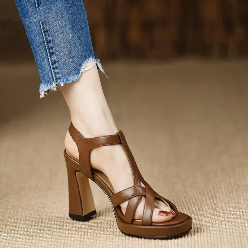 Sarah - Wygodne klasyczne buty na wysokim obcasie