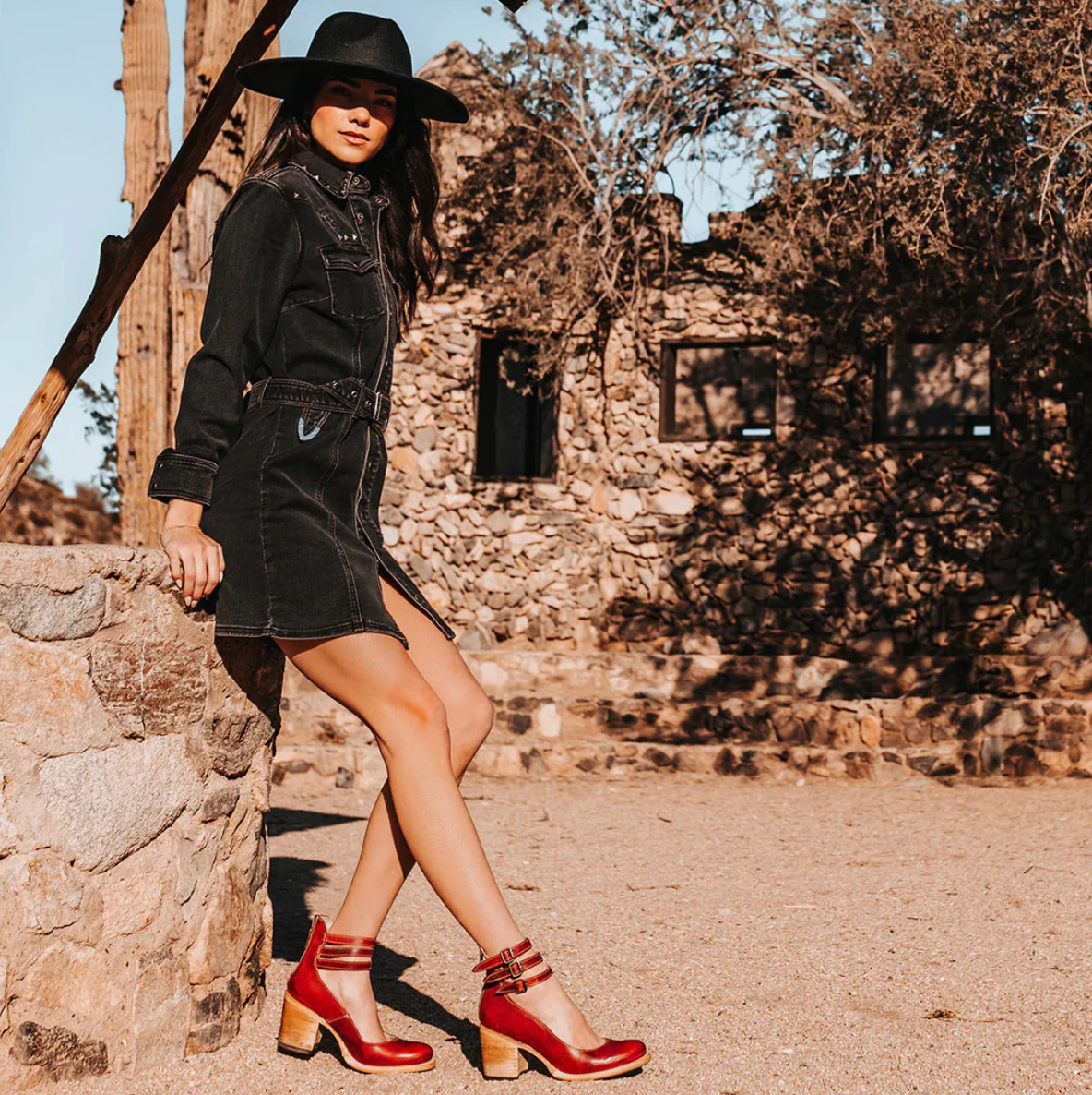 Lina - Klasyczne szpilki w stylu vintage