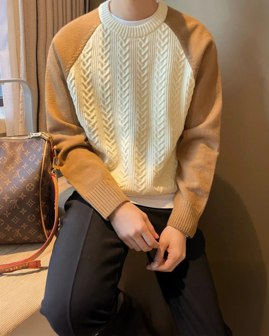 Sweter z dzianiny typu cable knit w kolorze srebrnym