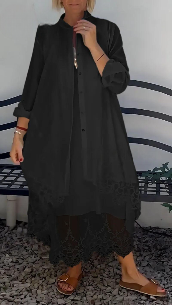 Elegancka Sukienka z Koronkowym Wykończeniem